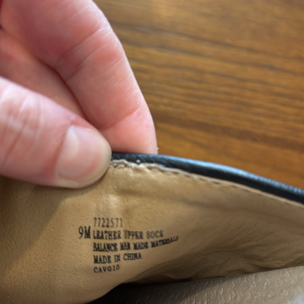 Softspots Leather Clogs - Picture 8 of 14